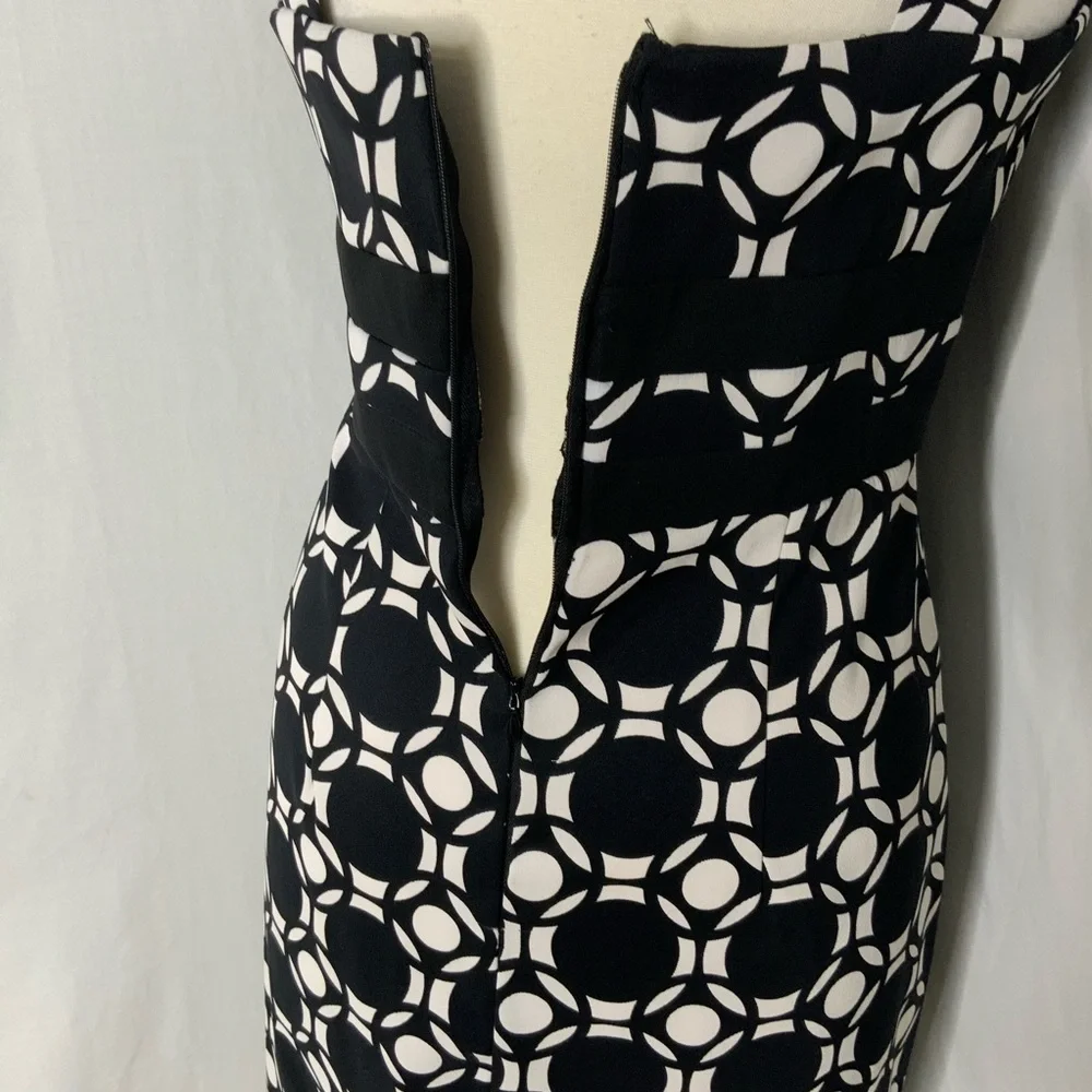 Connected Black/White Print Sleeveless Dress 10 - Picture 7 of 11